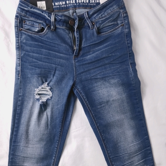 NWT High rise super skinny ripped dark wash jeanse - Picture 4 of 12